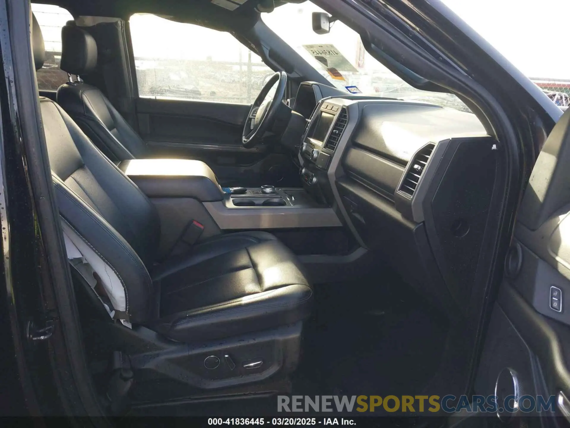 5 Фотография поврежденного автомобиля 1FMJU1HT6KEA73730 FORD EXPEDITION 2019