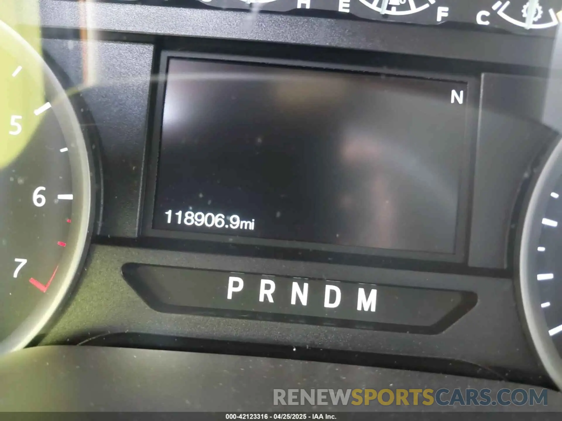 7 Photograph of a damaged car 1FMJU1JT0KEA72504 FORD EXPEDITION 2019