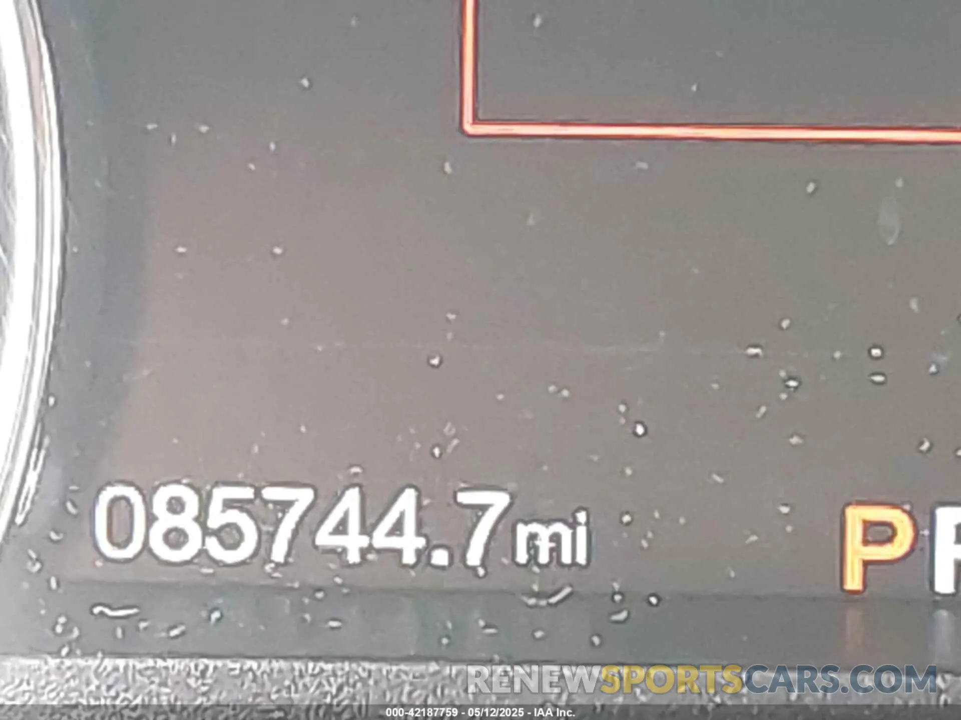 15 Photograph of a damaged car 1FMJU1KT8KEA84883 FORD EXPEDITION 2019