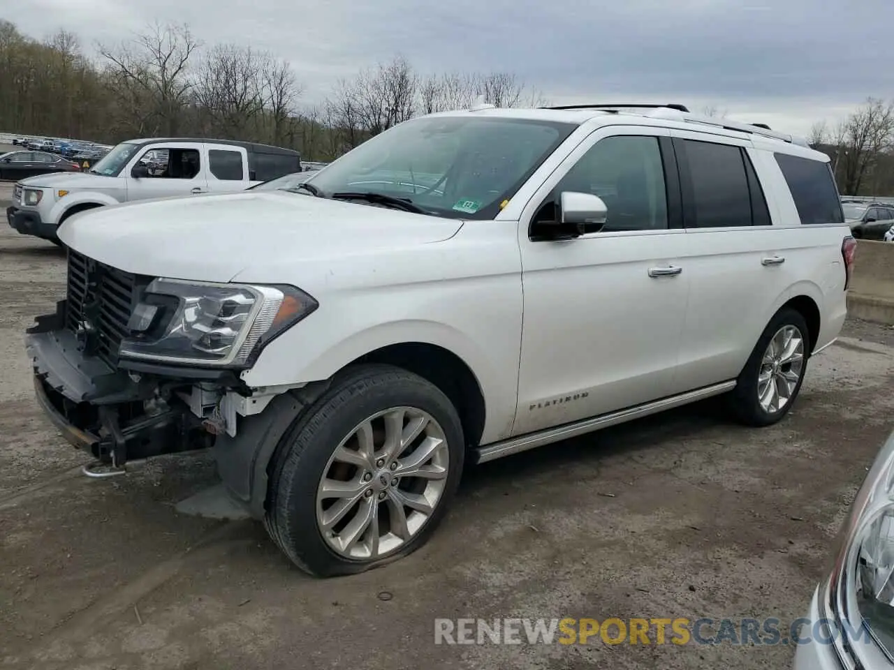 1 Photograph of a damaged car 1FMJU1MTXKEA03220 FORD EXPEDITION 2019