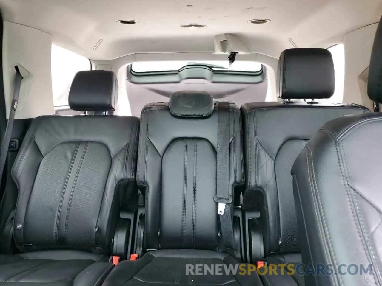 10 Photograph of a damaged car 1FMJU1MTXKEA03220 FORD EXPEDITION 2019