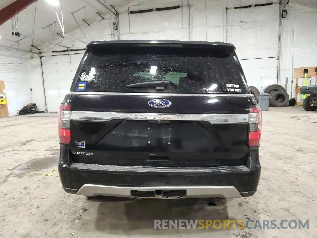 6 Photograph of a damaged car 1FMJU2AT6KEA00048 FORD EXPEDITION 2019