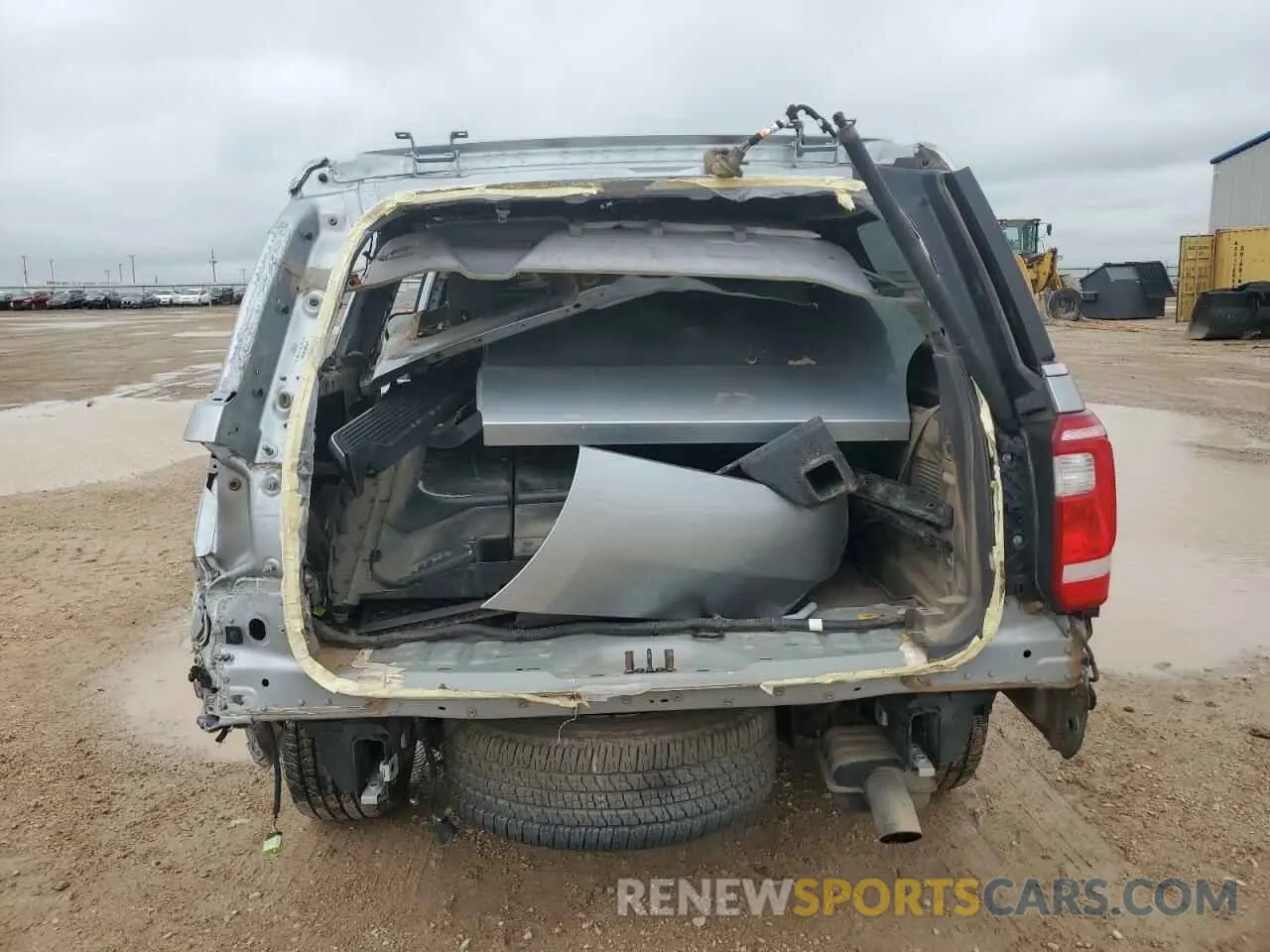 6 Photograph of a damaged car 1FMJK1JT0LEA69321 FORD EXPEDITION 2020