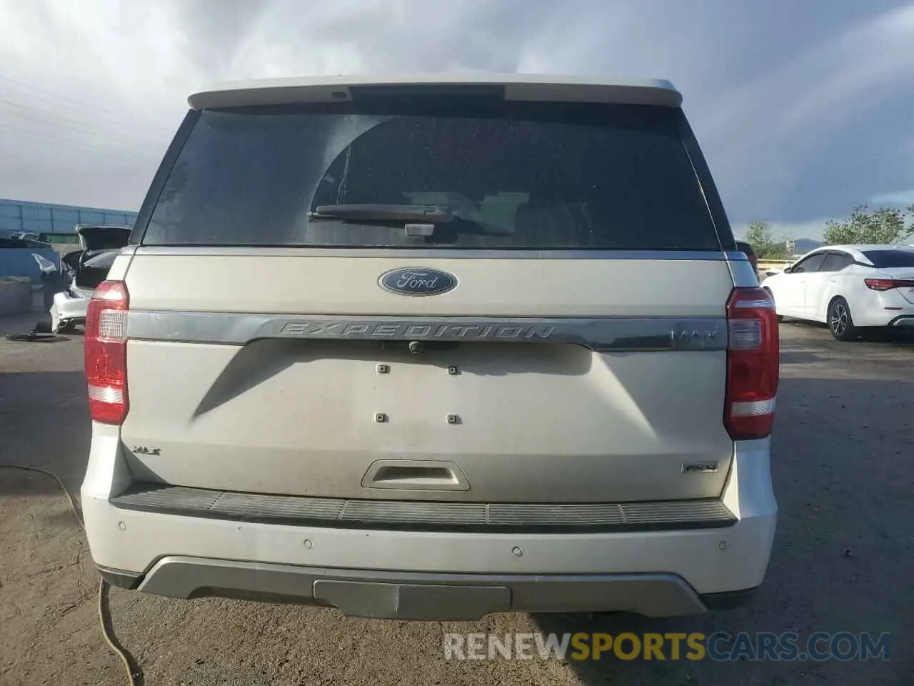6 Фотография поврежденного автомобиля 1FMJK1JT4LEA25015 FORD EXPEDITION 2020