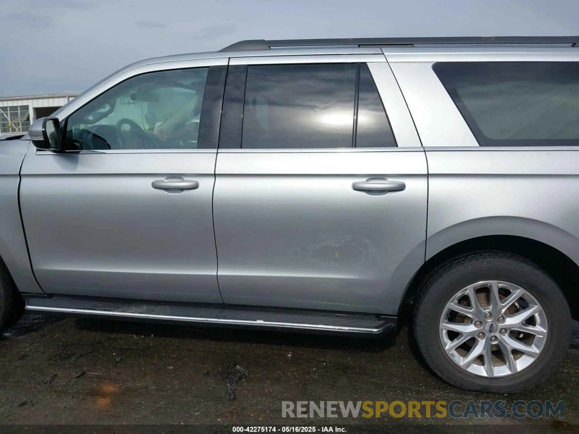 14 Photograph of a damaged car 1FMJK1JT9LEA68300 FORD EXPEDITION 2020