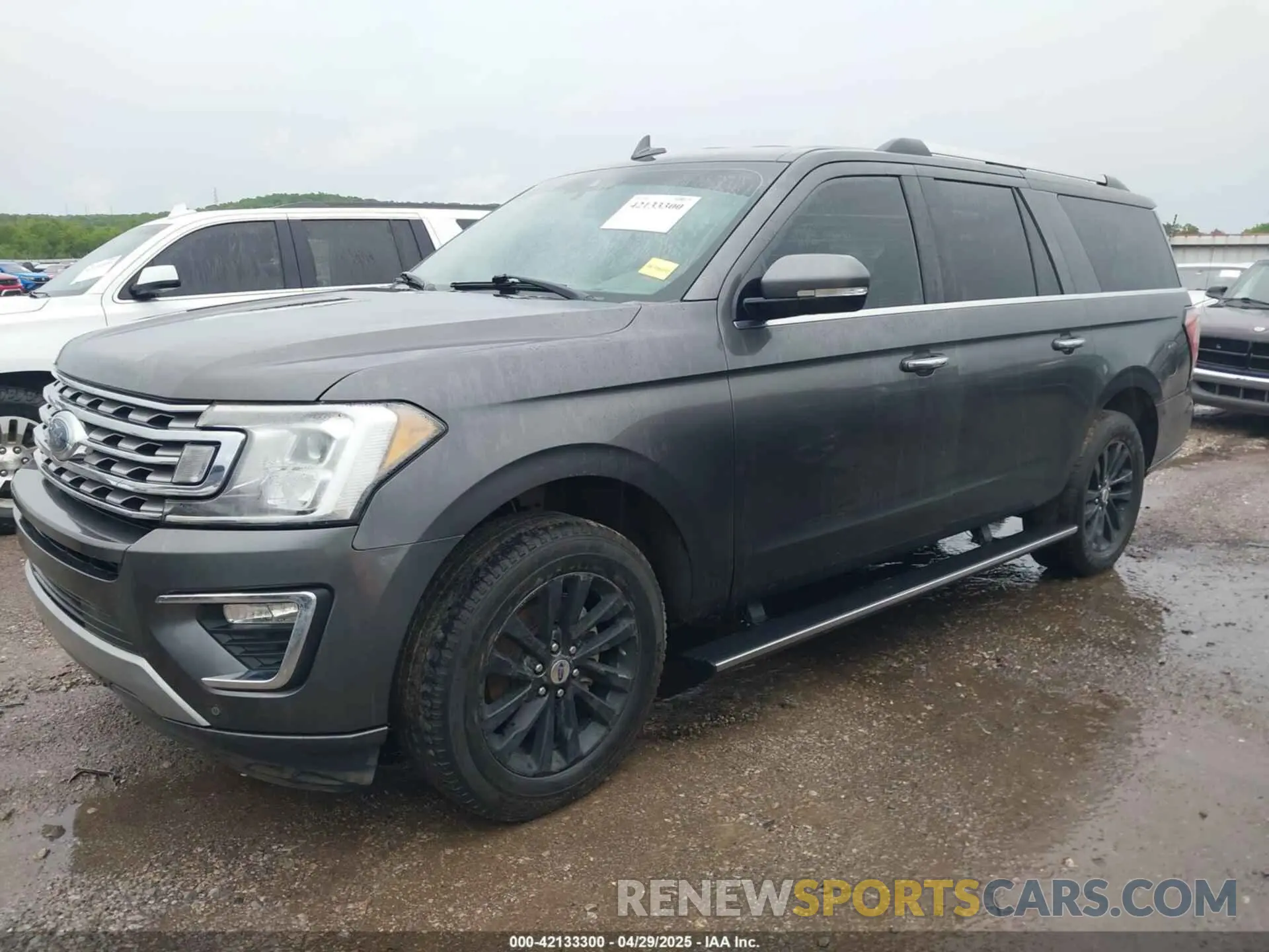 2 Photograph of a damaged car 1FMJK1KT3LEA11718 FORD EXPEDITION 2020