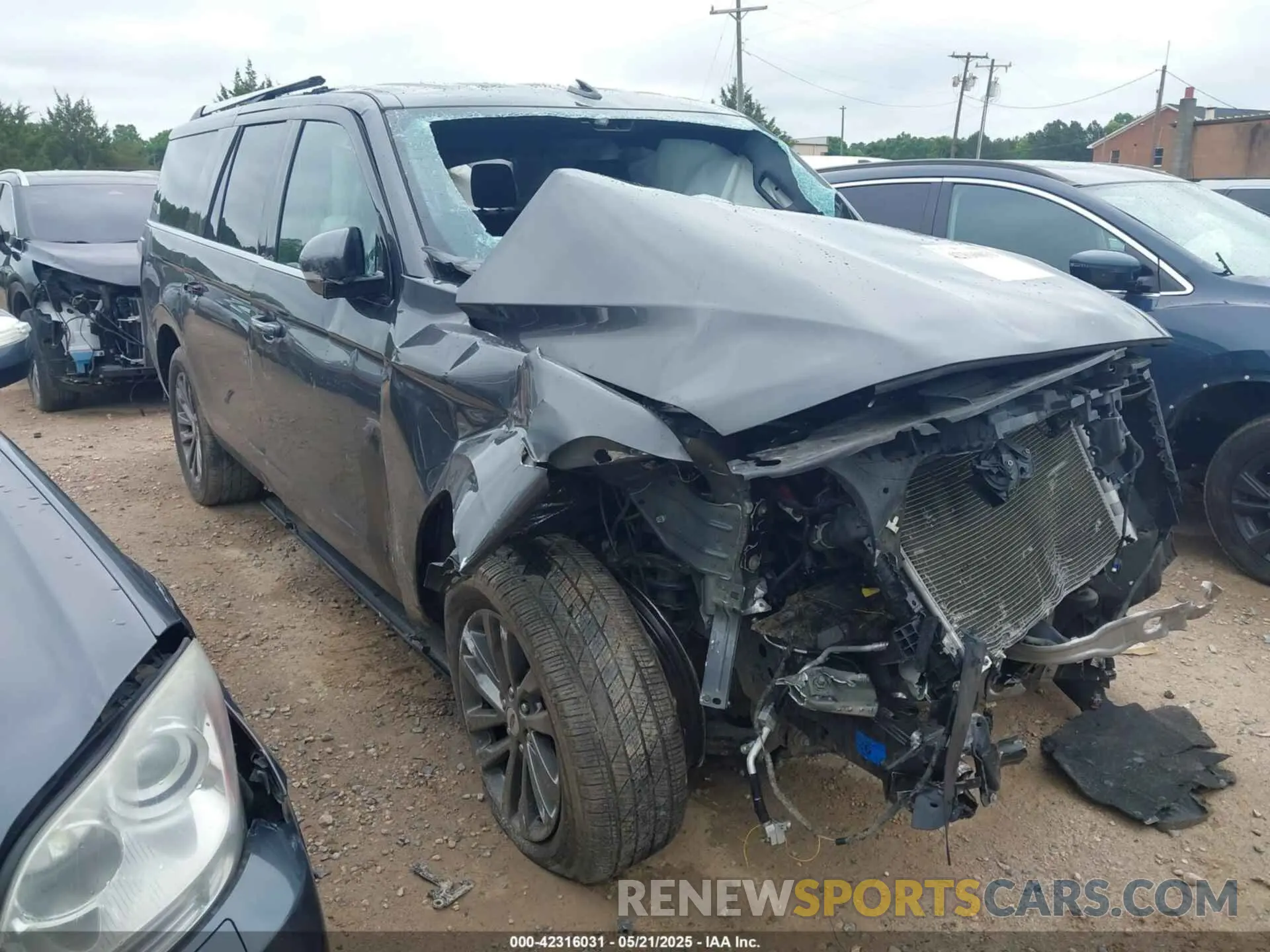 1 Фотография поврежденного автомобиля 1FMJK1KT9LEB00385 FORD EXPEDITION 2020
