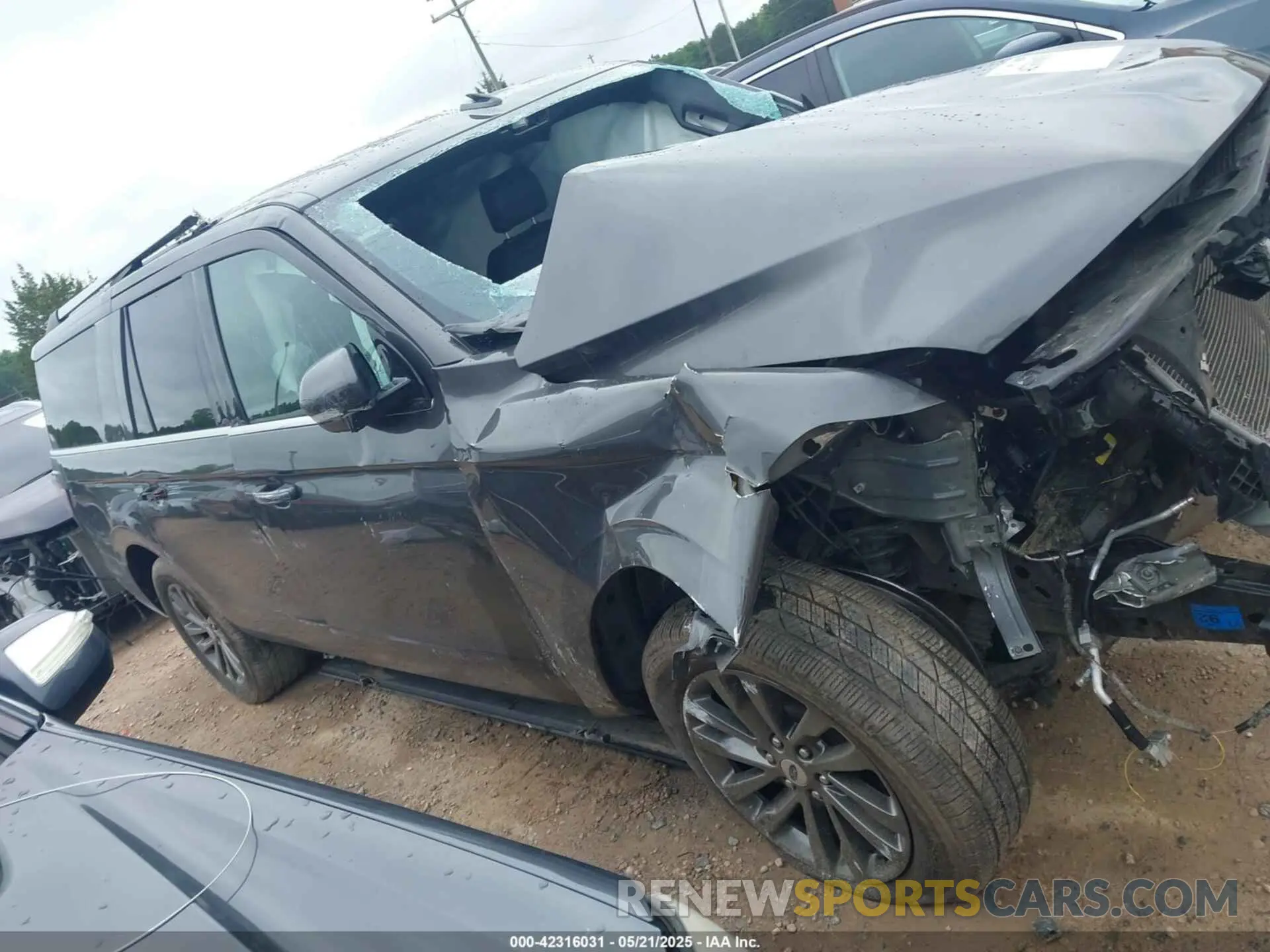 12 Фотография поврежденного автомобиля 1FMJK1KT9LEB00385 FORD EXPEDITION 2020