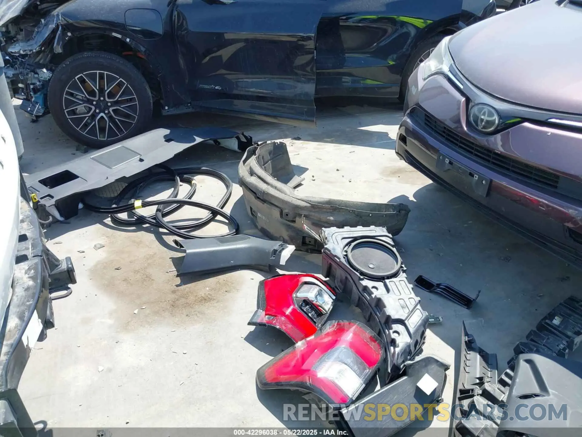 12 Photograph of a damaged car 1FMJK1NT5LEA43954 FORD EXPEDITION 2020