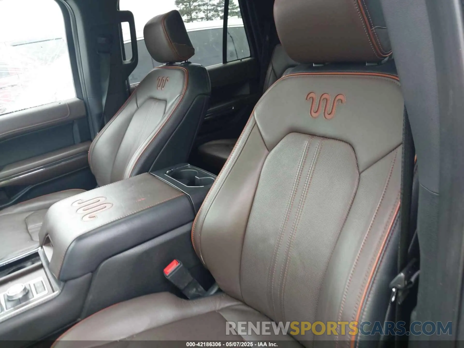18 Фотография поврежденного автомобиля 1FMJK1PT7LEA25100 FORD EXPEDITION 2020