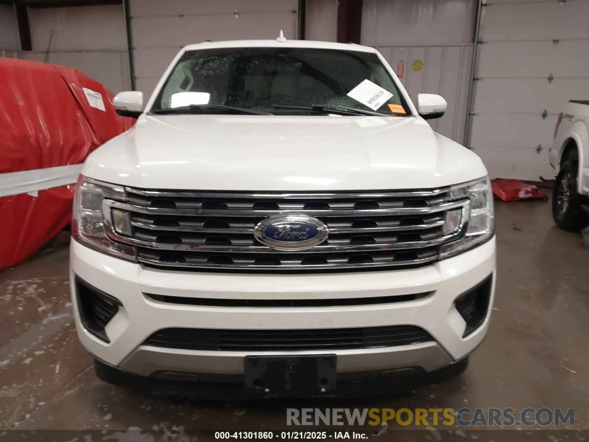 12 Photograph of a damaged car 1FMJU1HT1LEA79193 FORD EXPEDITION 2020