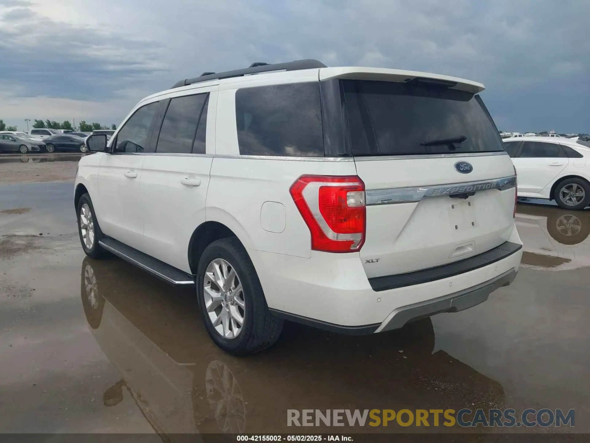 3 Photograph of a damaged car 1FMJU1HT7LEA80672 FORD EXPEDITION 2020