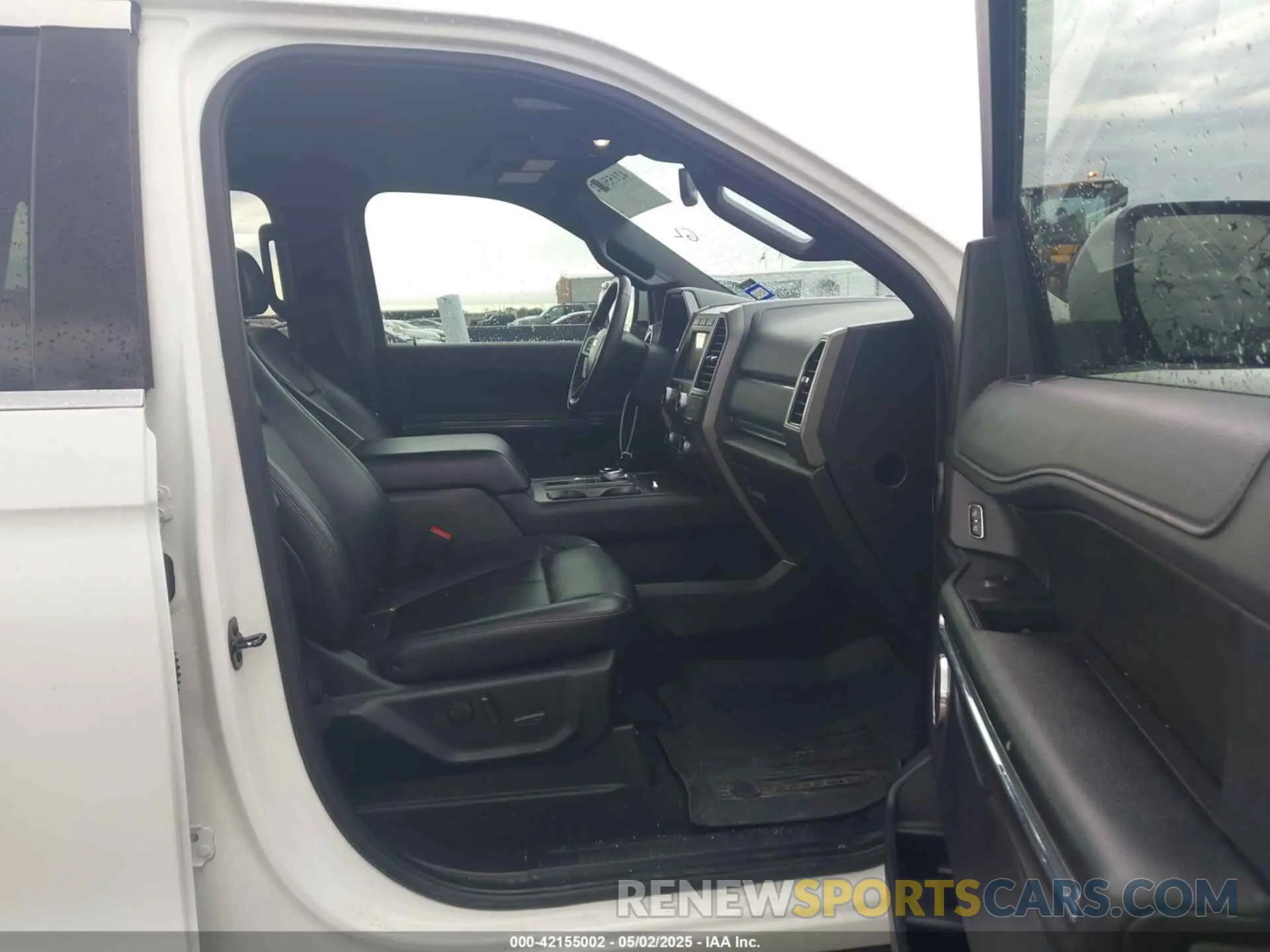 5 Photograph of a damaged car 1FMJU1HT7LEA80672 FORD EXPEDITION 2020