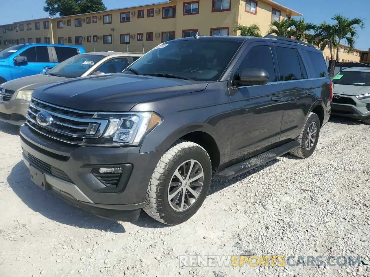 1 Фотография поврежденного автомобиля 1FMJU1HTXLEA23155 FORD EXPEDITION 2020