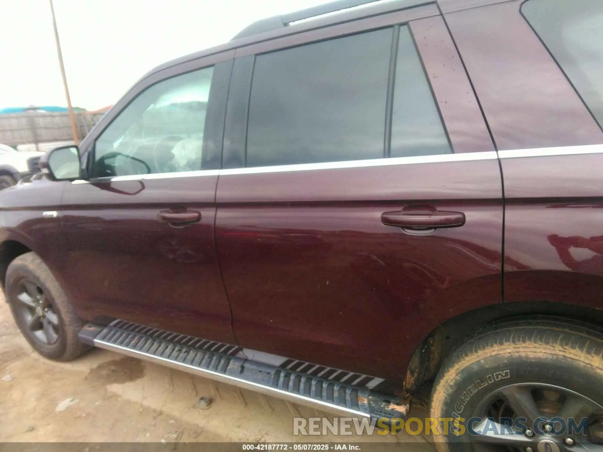 14 Photograph of a damaged car 1FMJU1JT0LEA07072 FORD EXPEDITION 2020