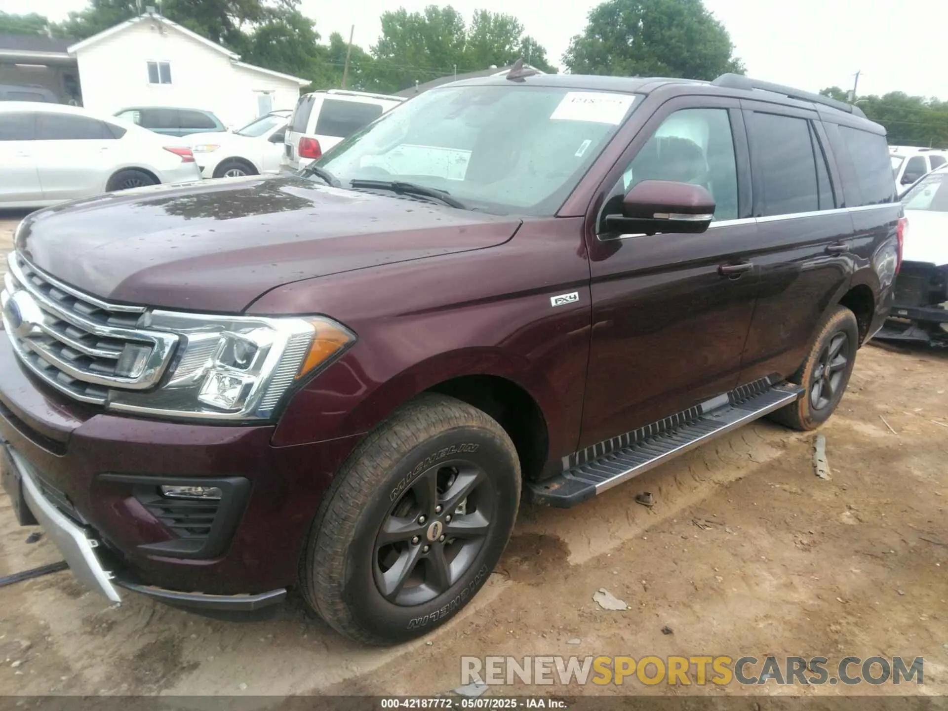 2 Photograph of a damaged car 1FMJU1JT0LEA07072 FORD EXPEDITION 2020