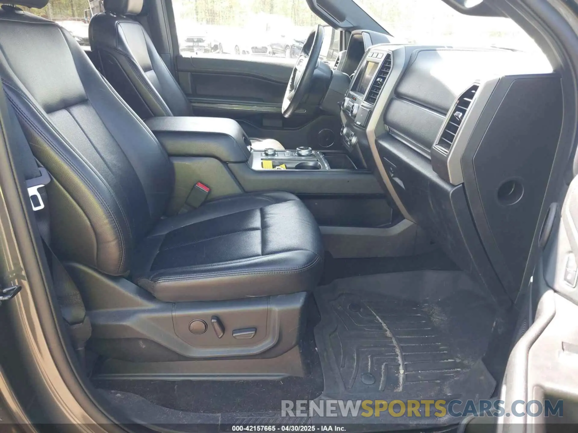 5 Photograph of a damaged car 1FMJU1JT2LEA72246 FORD EXPEDITION 2020