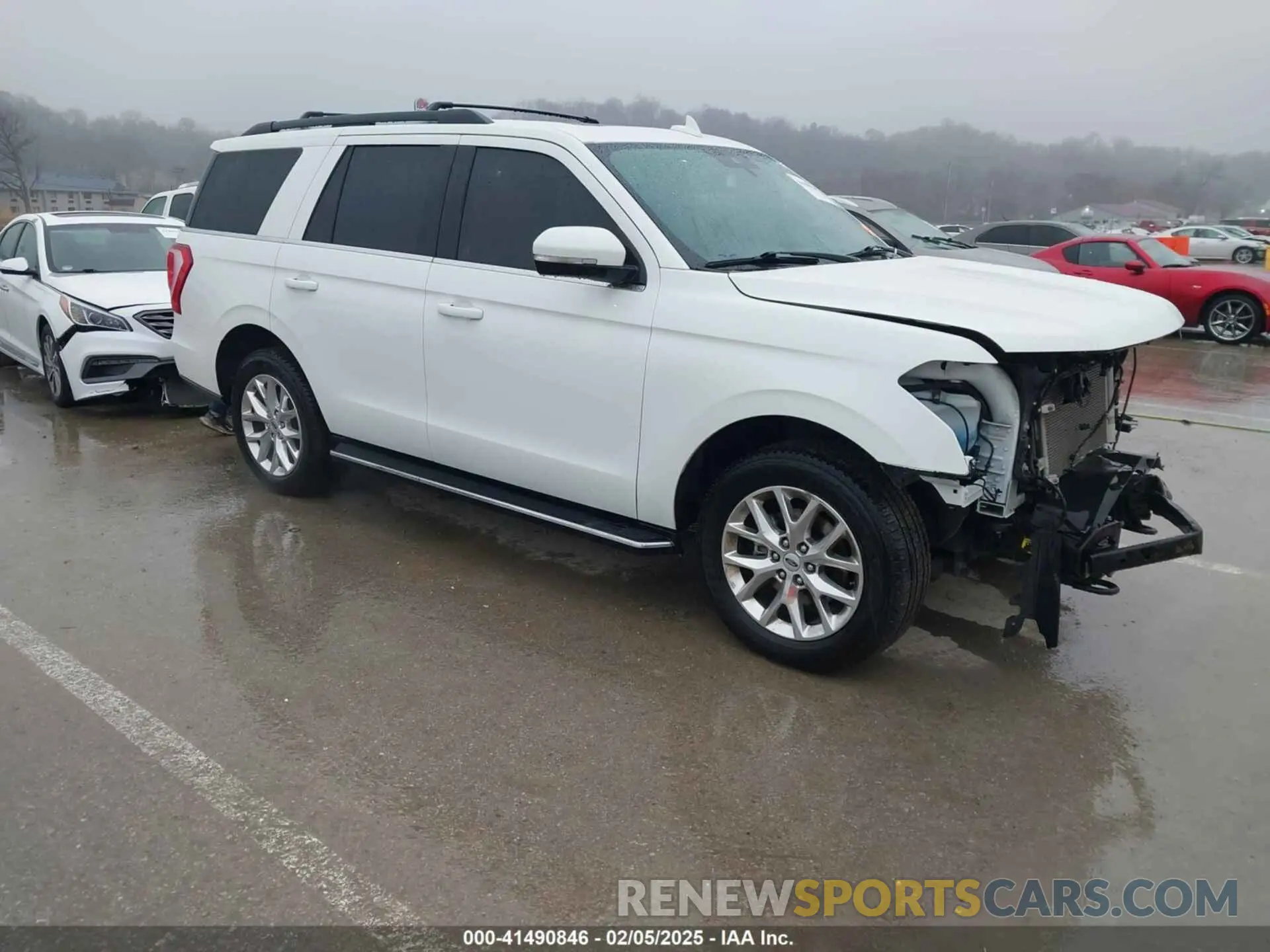 1 Photograph of a damaged car 1FMJU1JTXLEA83642 FORD EXPEDITION 2020