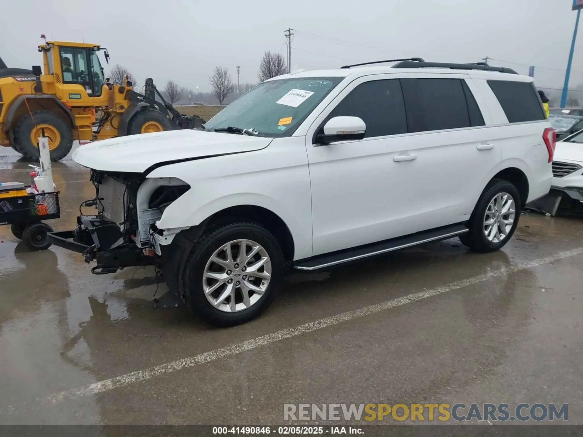 2 Photograph of a damaged car 1FMJU1JTXLEA83642 FORD EXPEDITION 2020