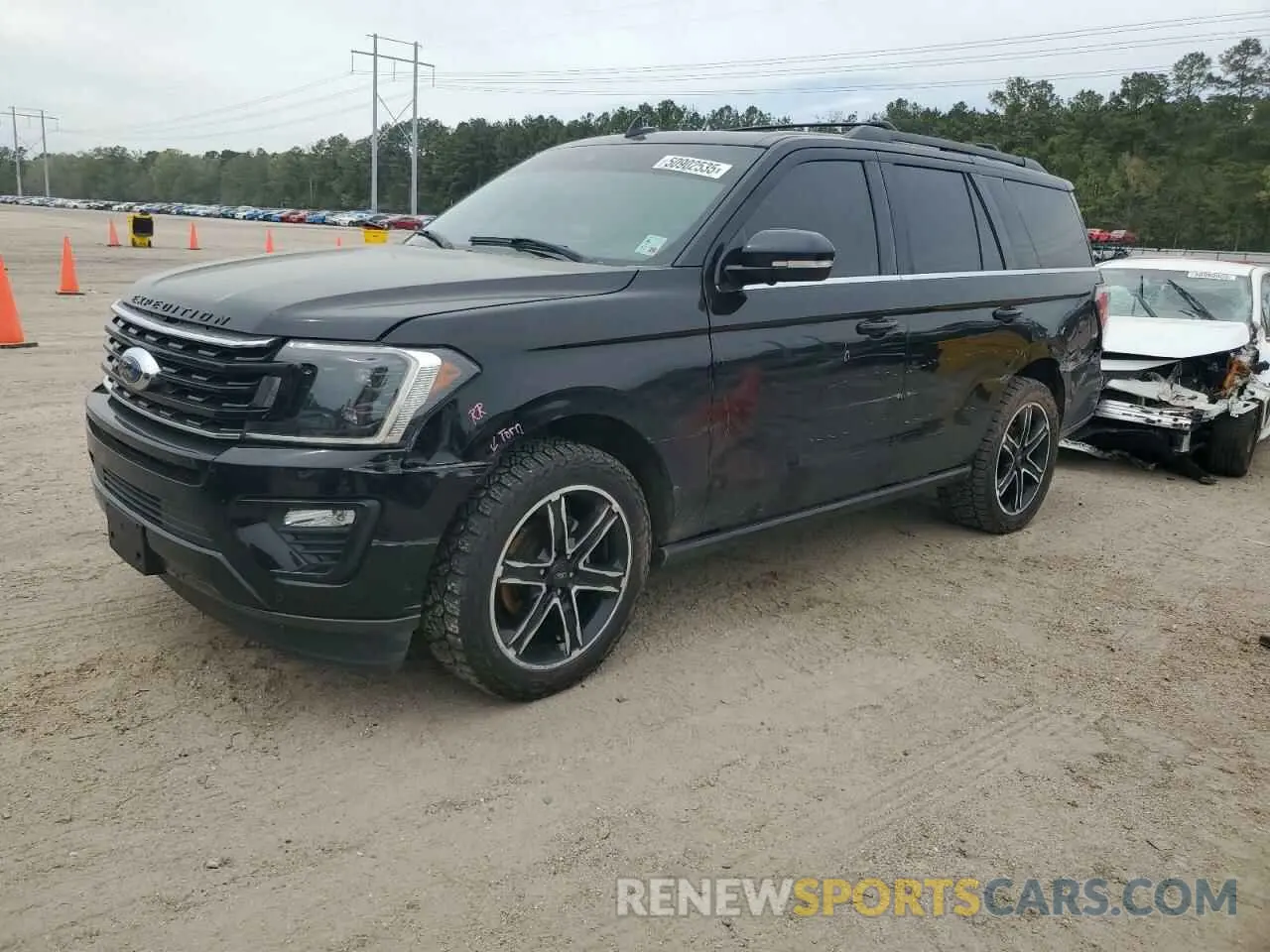 1 Photograph of a damaged car 1FMJU1KT2LEA00882 FORD EXPEDITION 2020