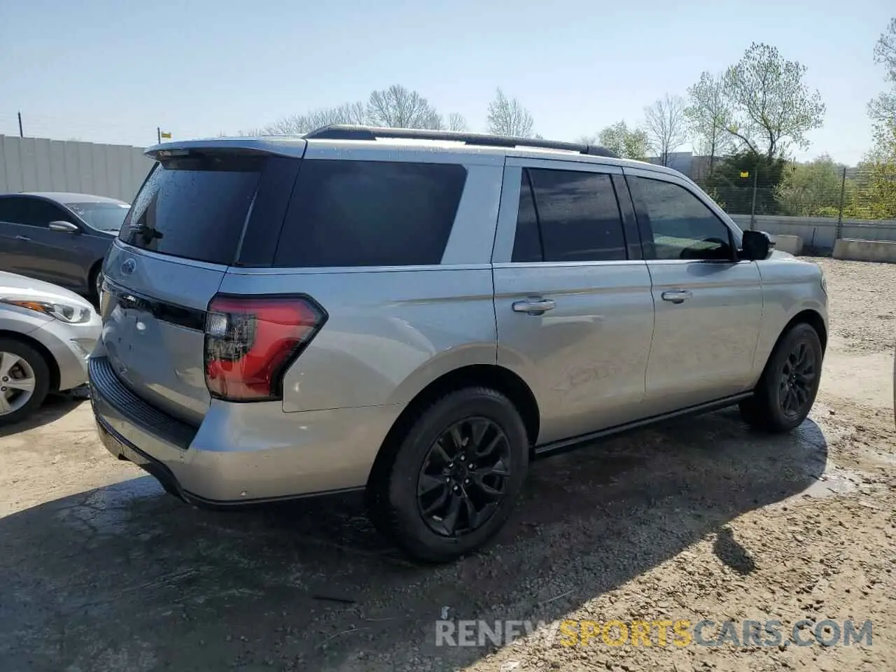 3 Photograph of a damaged car 1FMJU1KT6LEA65427 FORD EXPEDITION 2020
