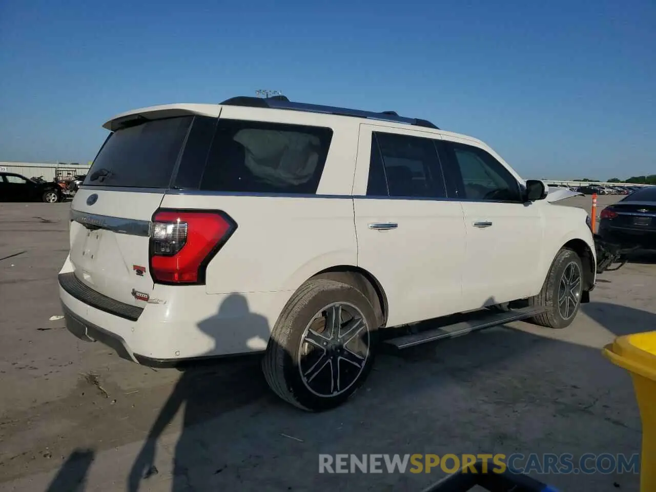 3 Photograph of a damaged car 1FMJU1KT9LEA75949 FORD EXPEDITION 2020
