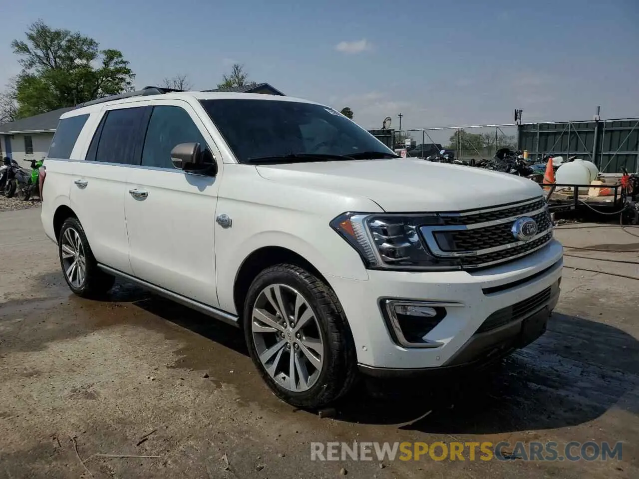 4 Photograph of a damaged car 1FMJU1PT0LEA72513 FORD EXPEDITION 2020