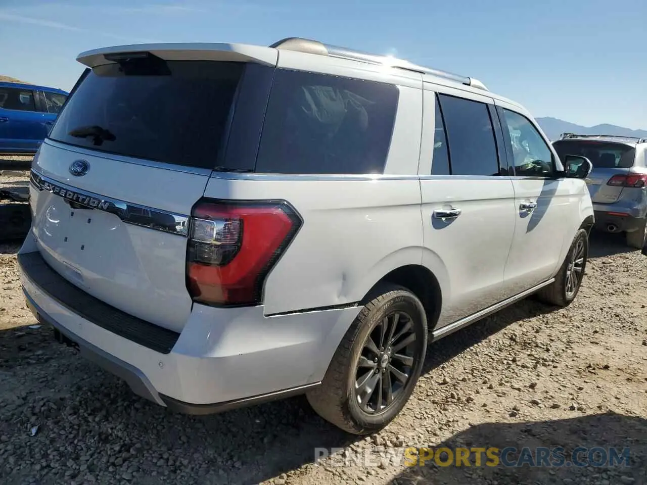 3 Photograph of a damaged car 1FMJU2AT5LEA87331 FORD EXPEDITION 2020