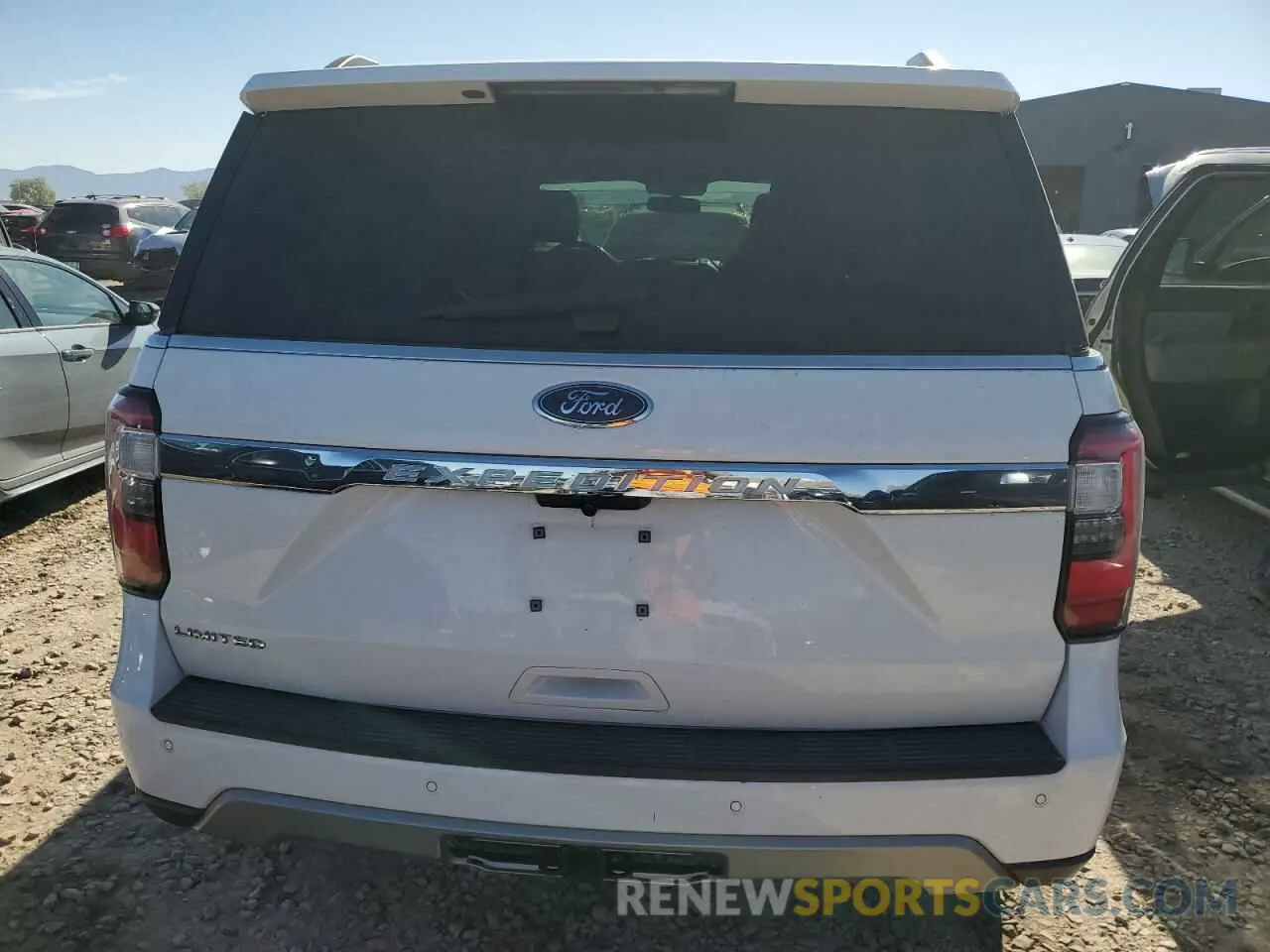 6 Photograph of a damaged car 1FMJU2AT5LEA87331 FORD EXPEDITION 2020