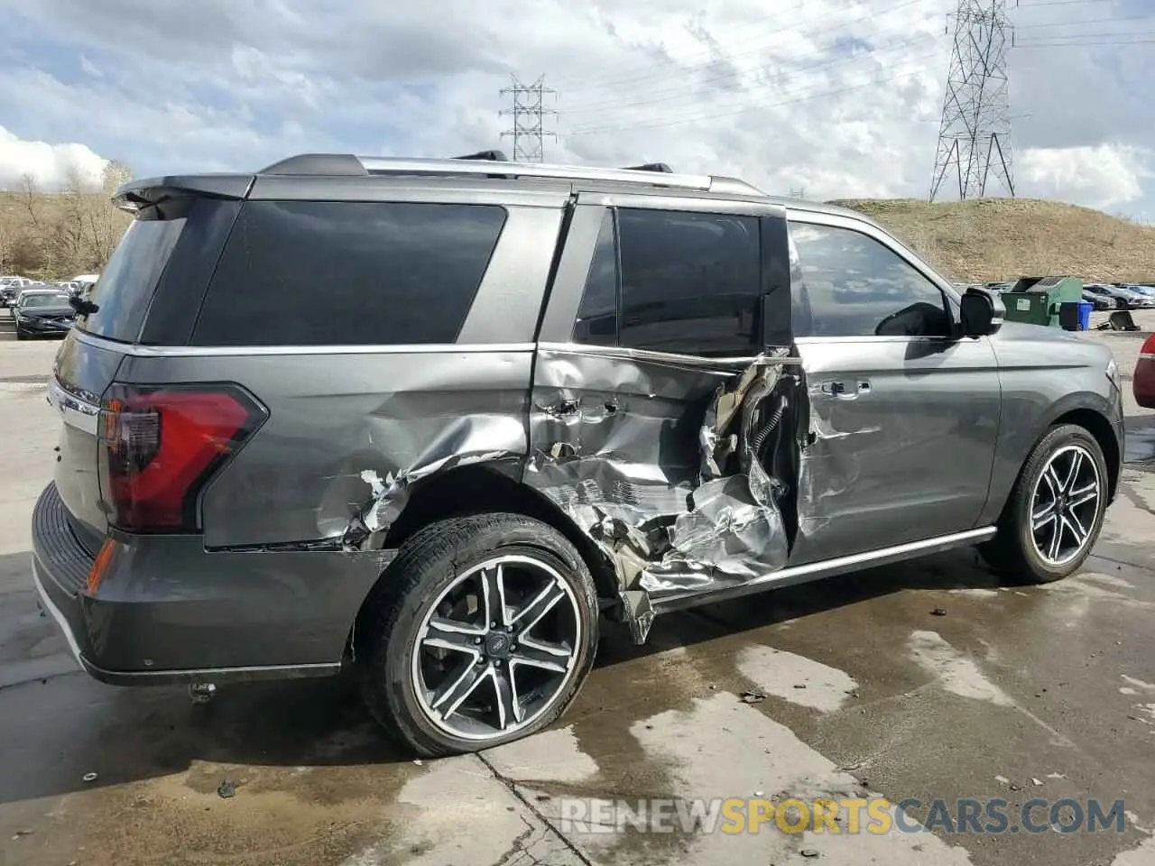 3 Photograph of a damaged car 1FMJU2AT9LEA92452 FORD EXPEDITION 2020