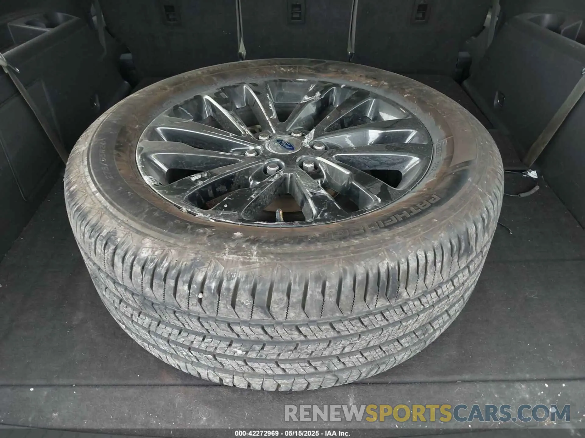12 Photograph of a damaged car 1FMJK1KT8MEA18505 FORD EXPEDITION 2021