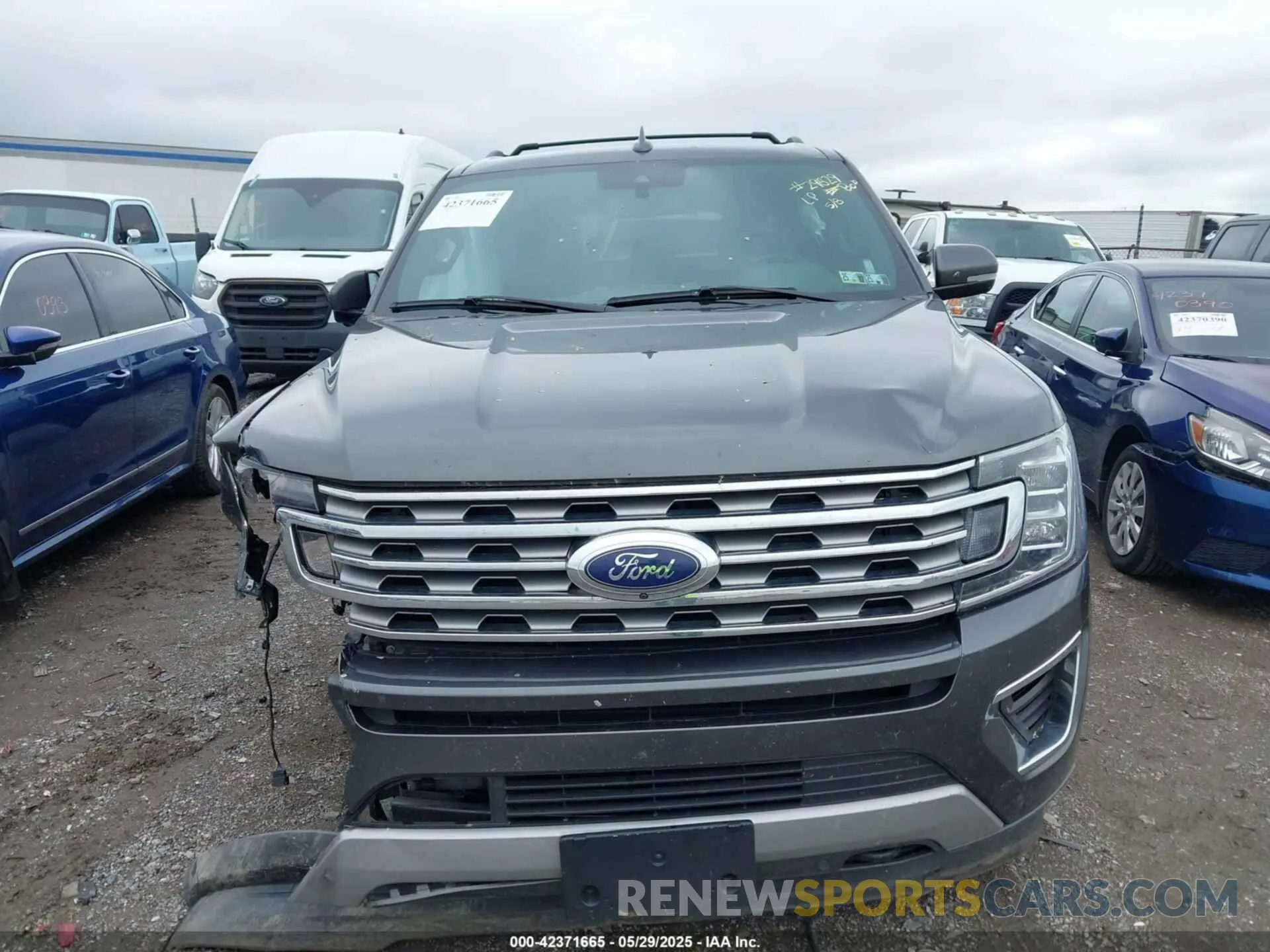 12 Photograph of a damaged car 1FMJK2AT6MEA00611 FORD EXPEDITION 2021