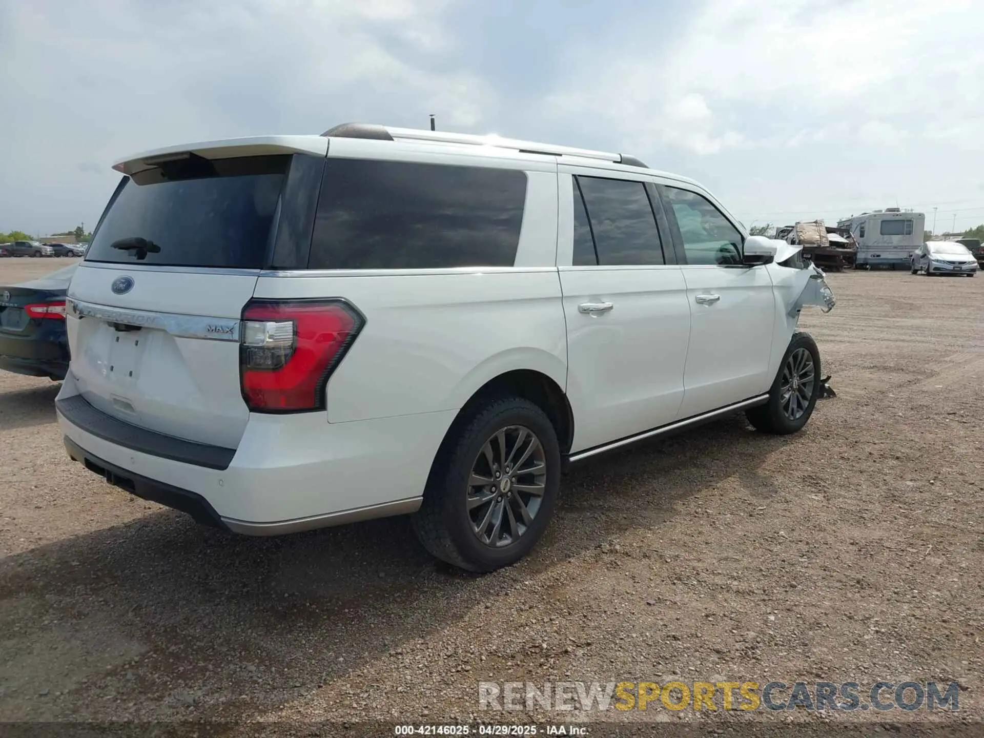4 Фотография поврежденного автомобиля 1FMJK2AT6MEA45533 FORD EXPEDITION 2021