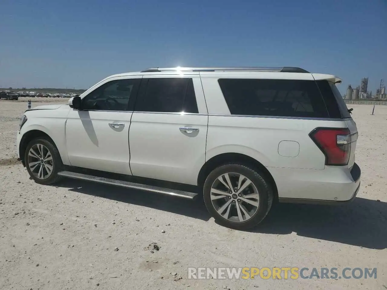 2 Photograph of a damaged car 1FMJK2AT6MEA46679 FORD EXPEDITION 2021