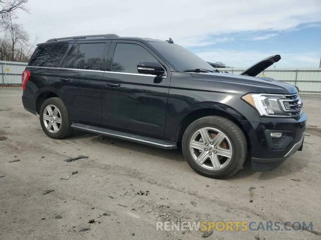4 Photograph of a damaged car 1FMJU1HT9MEA35301 FORD EXPEDITION 2021