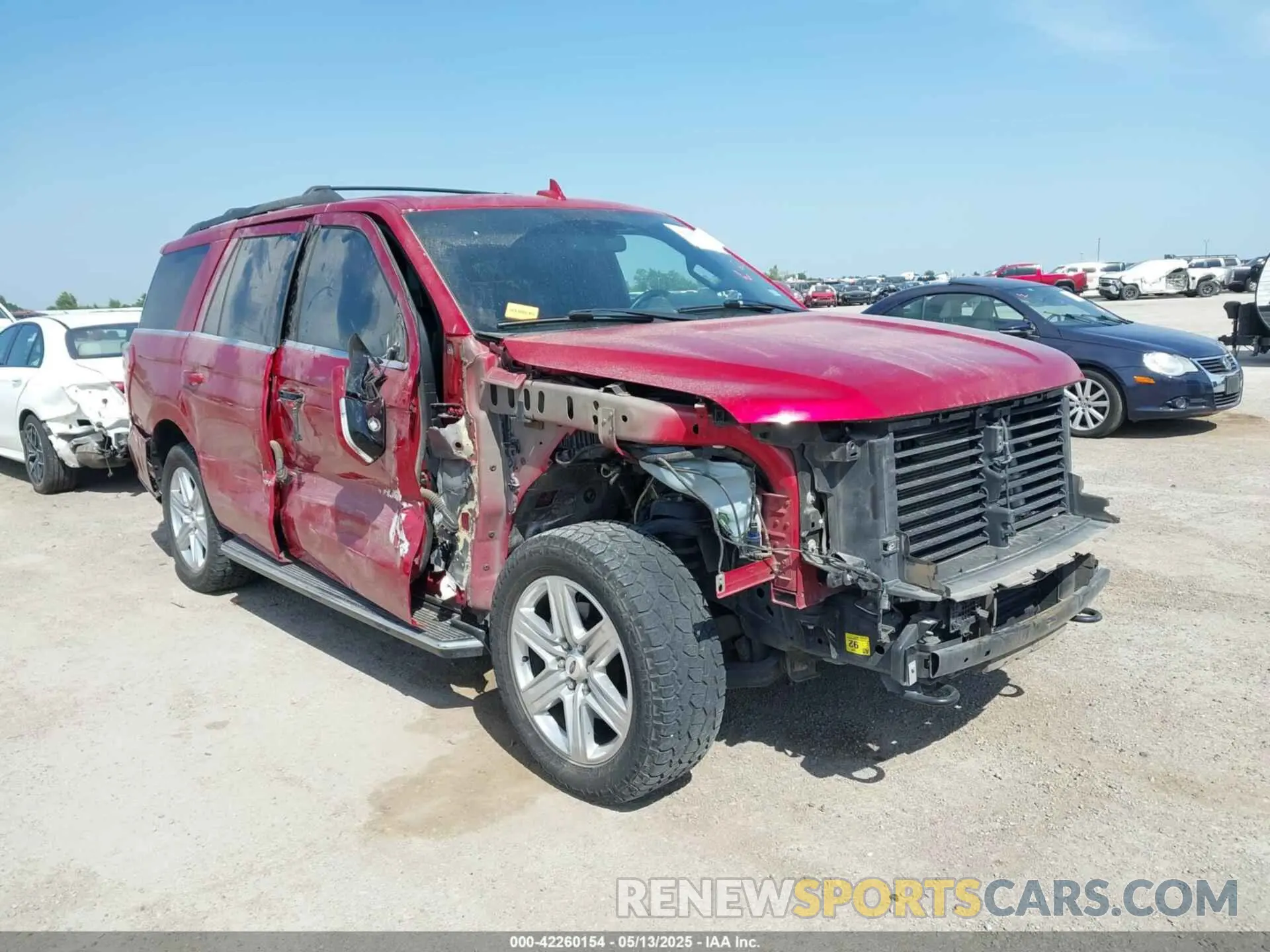 1 Photograph of a damaged car 1FMJU1JT0MEA01905 FORD EXPEDITION 2021