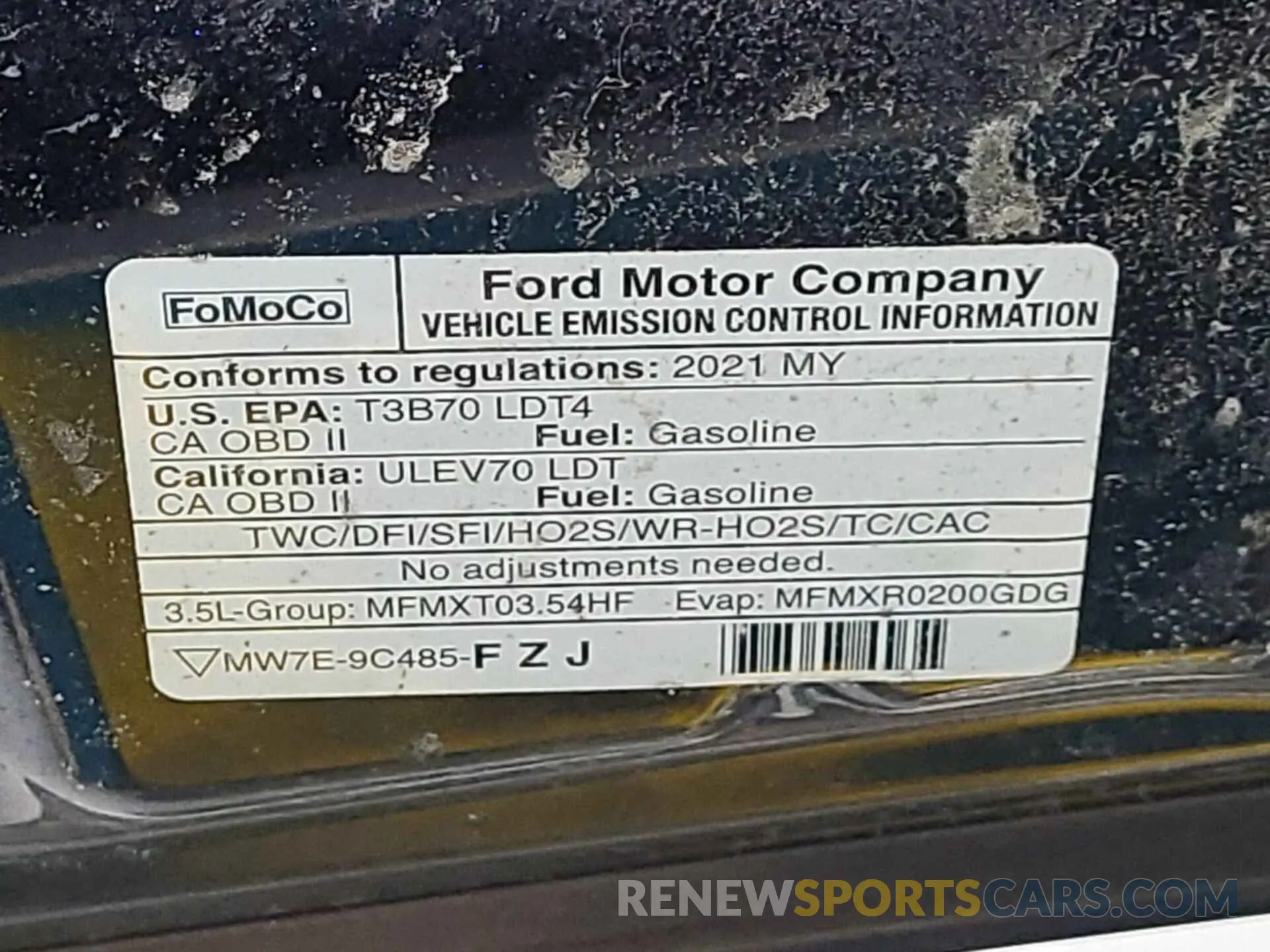 19 Photograph of a damaged car 1FMJU1JT6MEA85292 FORD EXPEDITION 2021