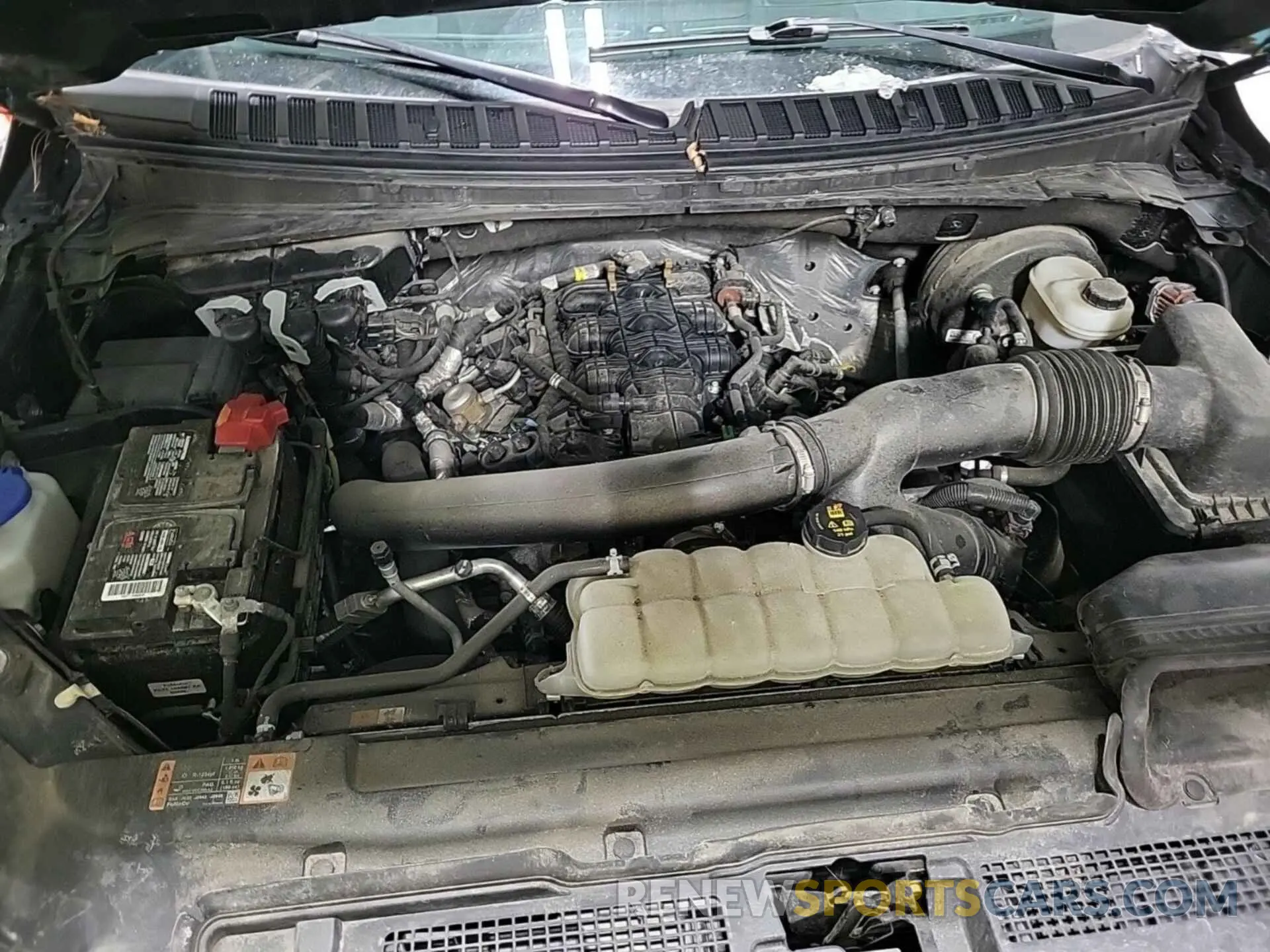 6 Photograph of a damaged car 1FMJU1JT6MEA85292 FORD EXPEDITION 2021