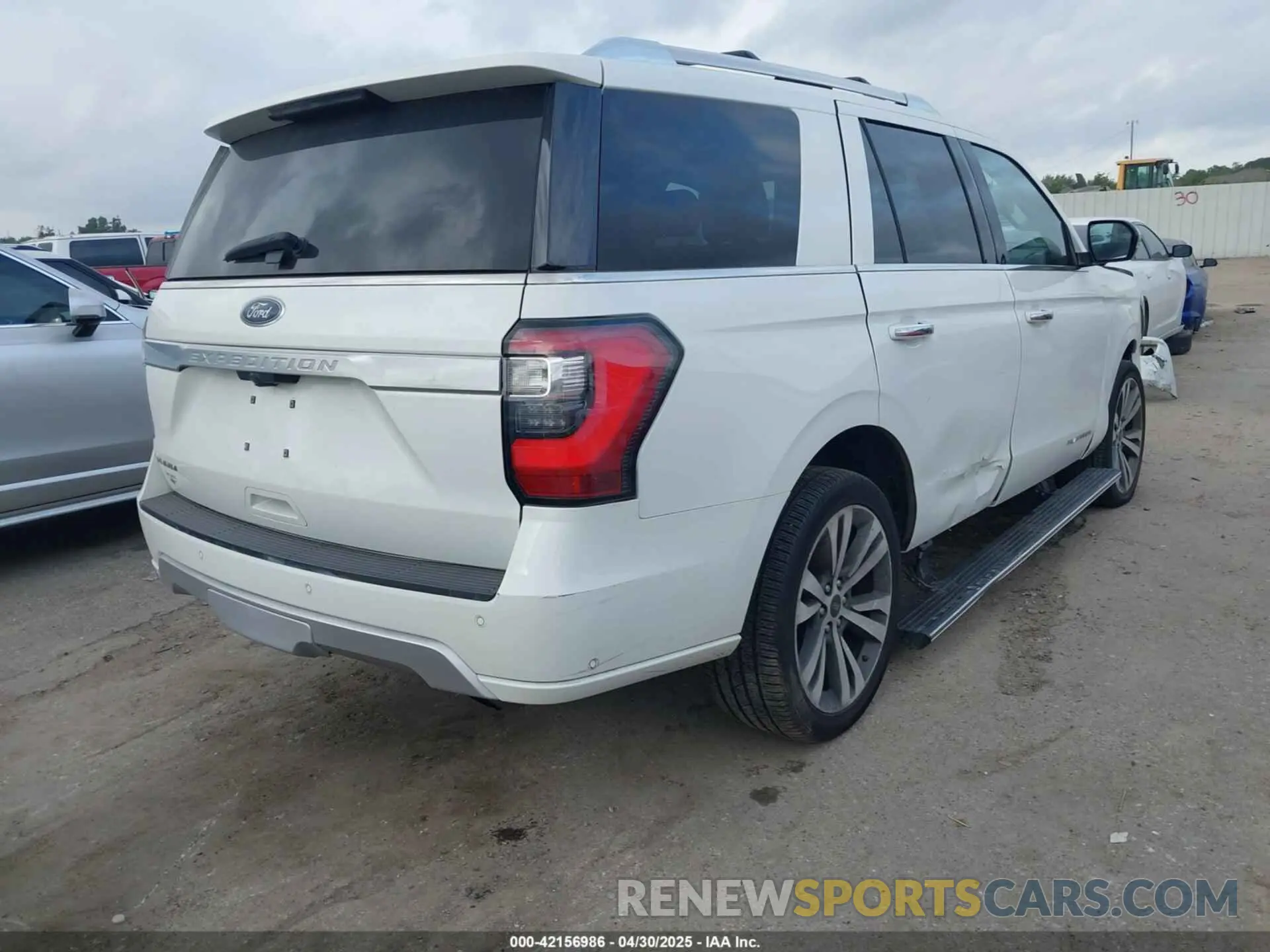 4 Фотография поврежденного автомобиля 1FMJU1MT1MEA62868 FORD EXPEDITION 2021