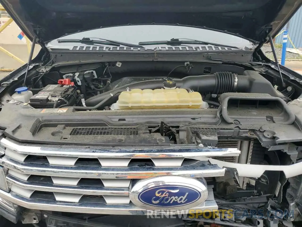 12 Photograph of a damaged car 1FMJU2AT8MEA08283 FORD EXPEDITION 2021