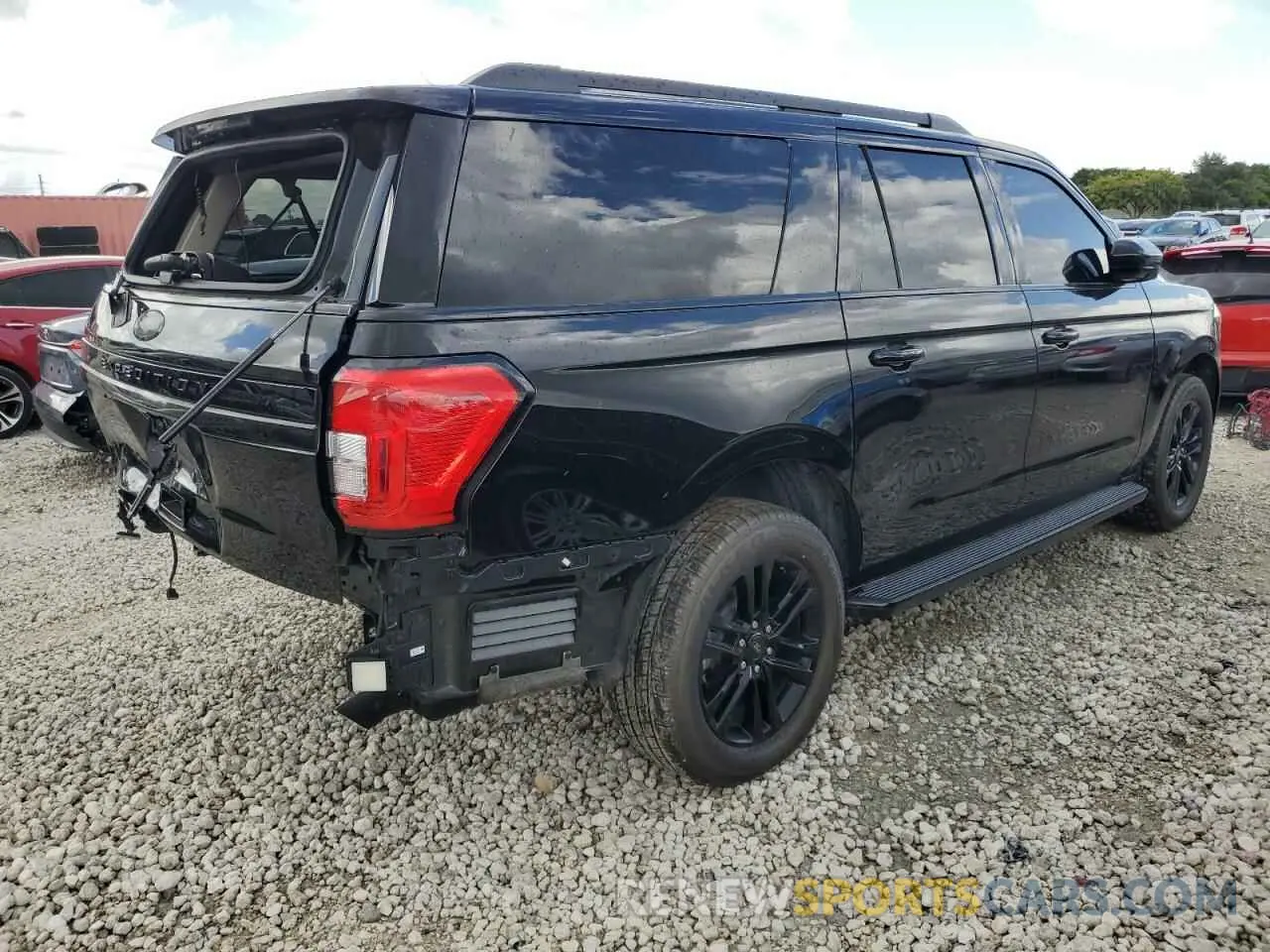 3 Photograph of a damaged car 1FMJK1HT9NEA61985 FORD EXPEDITION 2022