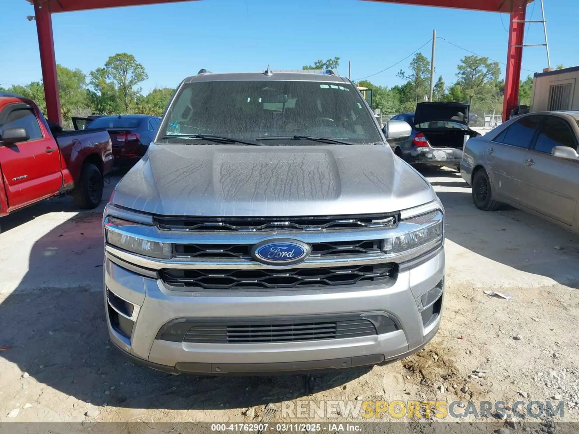 12 Photograph of a damaged car 1FMJK1KT8NEA27089 FORD EXPEDITION 2022
