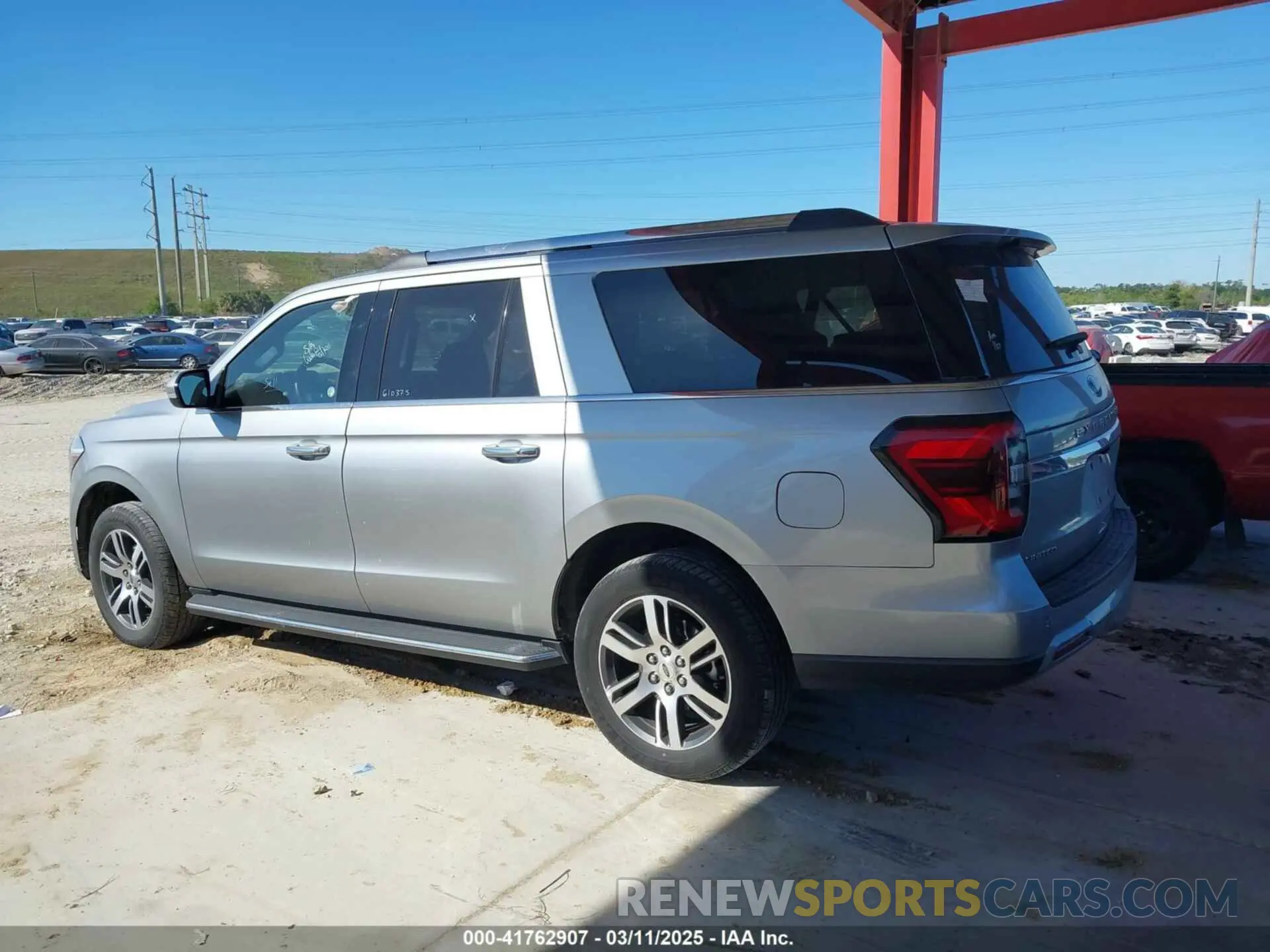 14 Photograph of a damaged car 1FMJK1KT8NEA27089 FORD EXPEDITION 2022