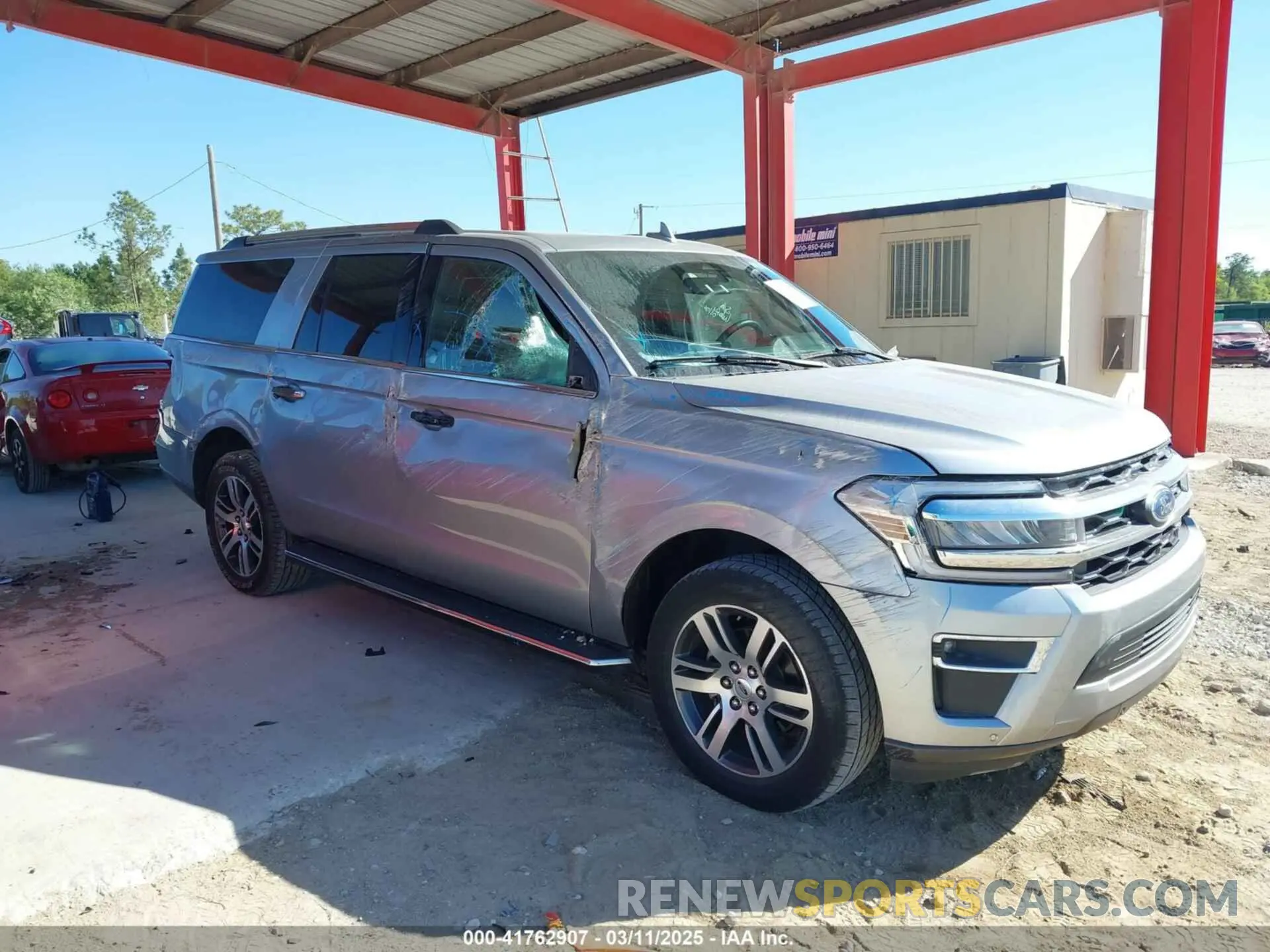 6 Photograph of a damaged car 1FMJK1KT8NEA27089 FORD EXPEDITION 2022