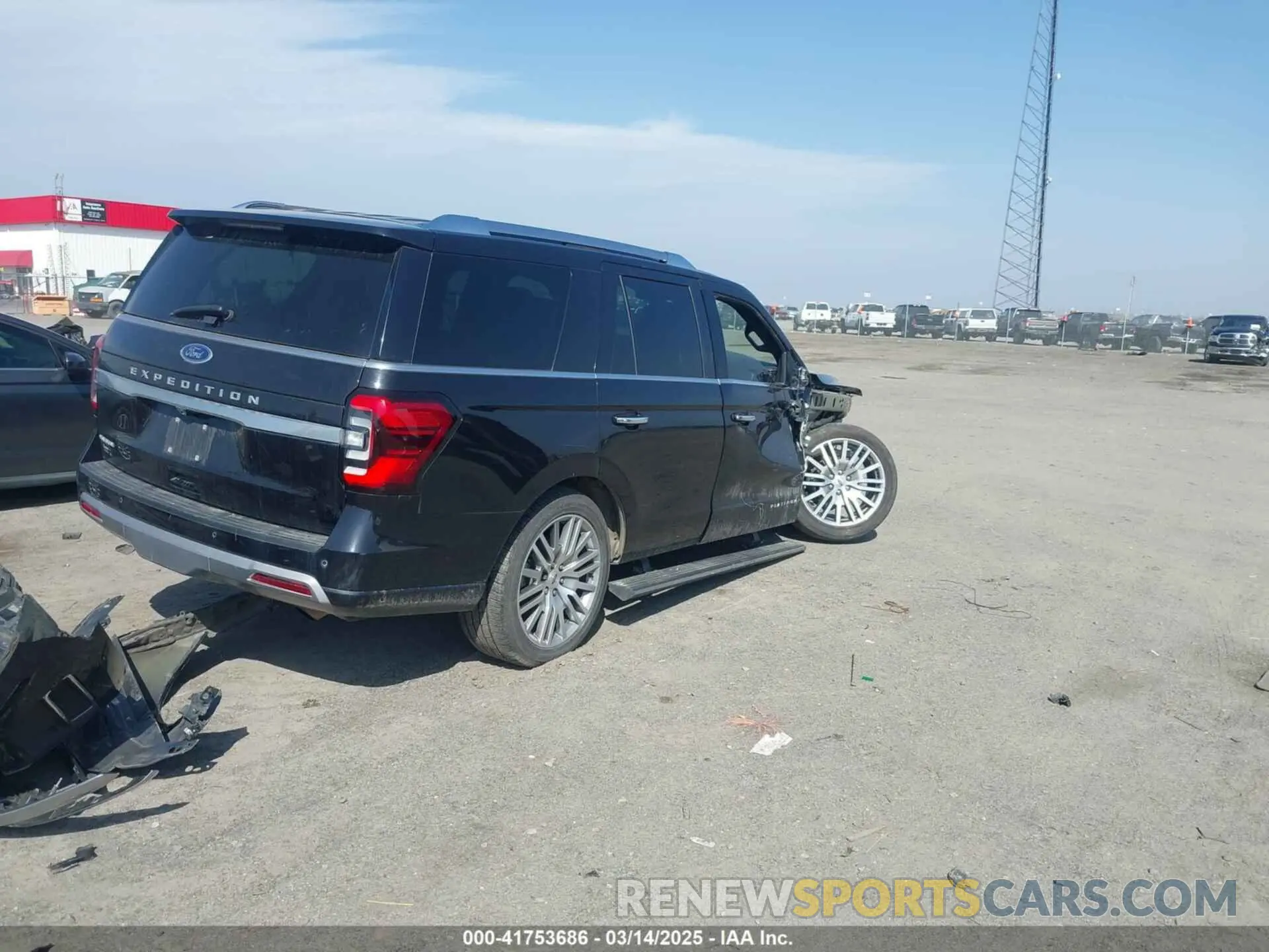 4 Фотография поврежденного автомобиля 1FMJU1MT0NEA10620 FORD EXPEDITION 2022