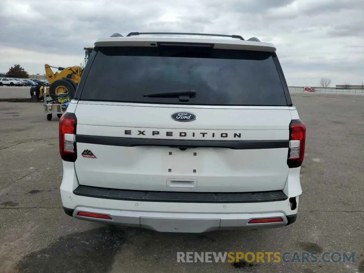 6 Photograph of a damaged car 1FMJU1RT2NEA36743 FORD EXPEDITION 2022