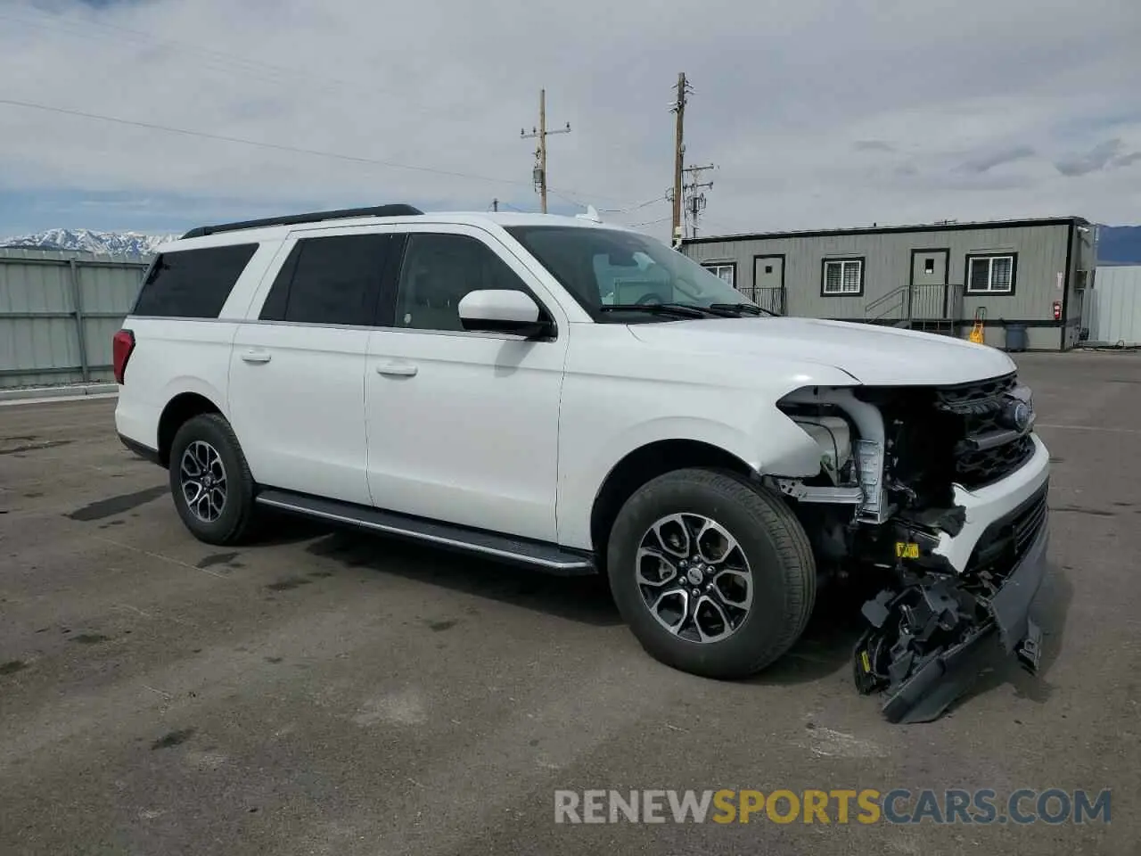 4 Photograph of a damaged car 1FMJK1J84PEA29728 FORD EXPEDITION 2023