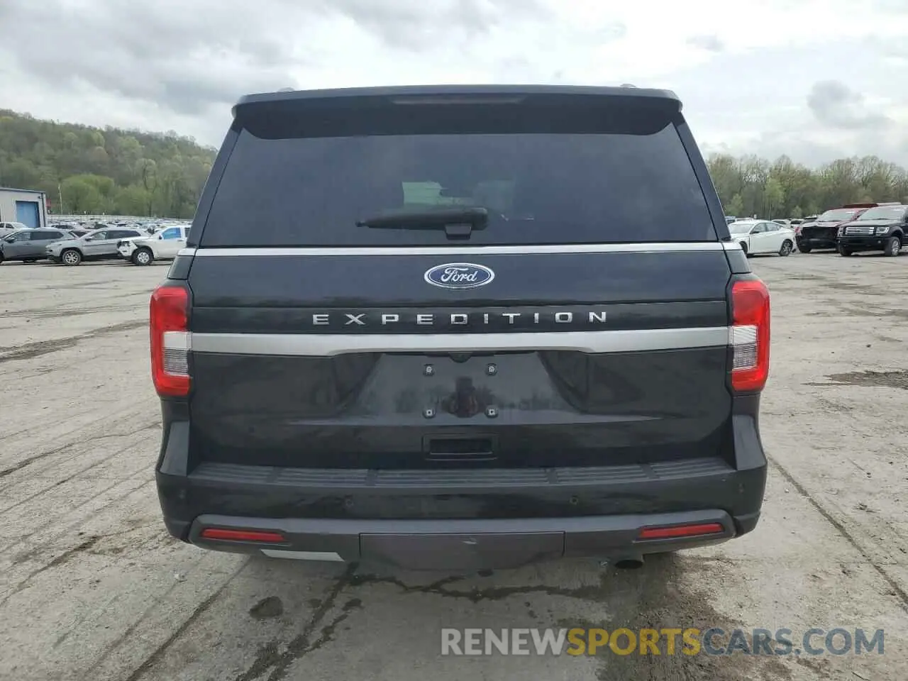 6 Photograph of a damaged car 1FMJU1G89PEA30875 FORD EXPEDITION 2023