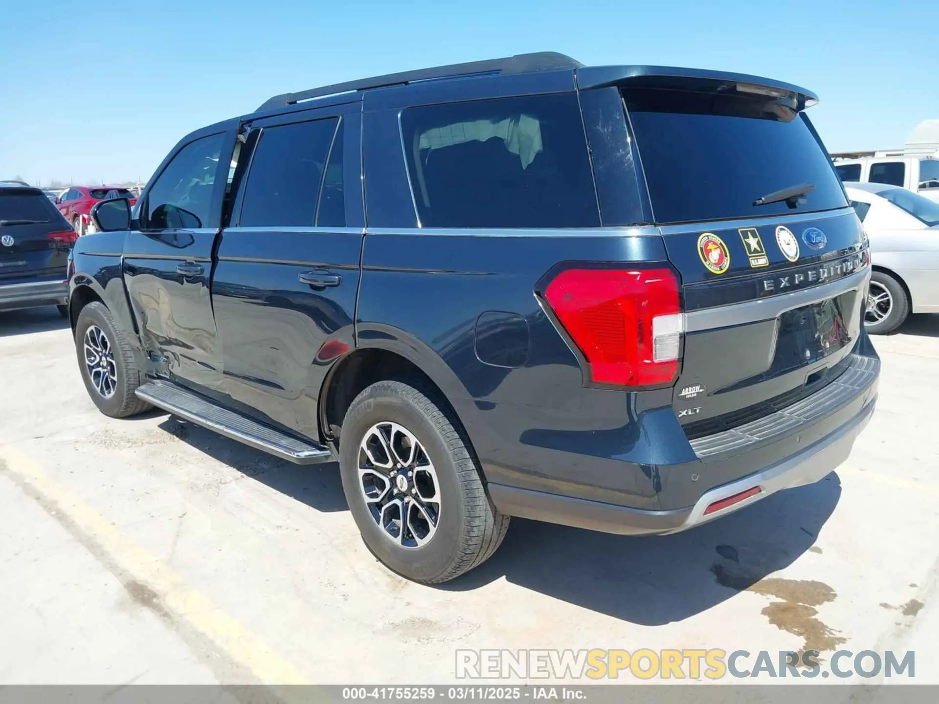3 Фотография поврежденного автомобиля 1FMJU1J82PEA45419 FORD EXPEDITION 2023