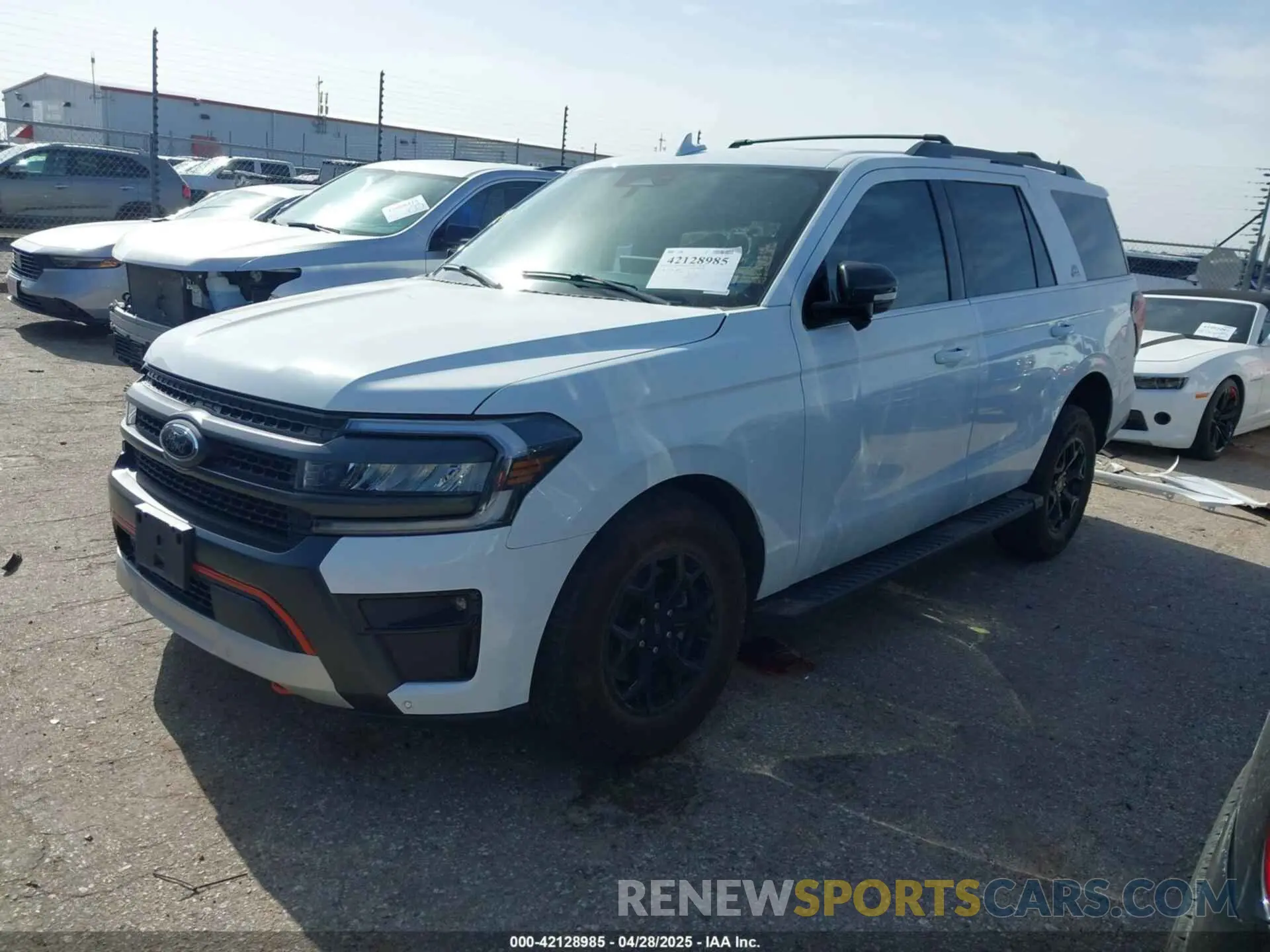2 Фотография поврежденного автомобиля 1FMJU1RG7PEA18082 FORD EXPEDITION 2023